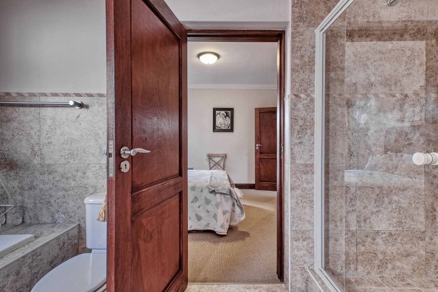 3 Bedroom Property for Sale in Lovemore Park Eastern Cape